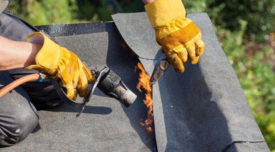 Professional residential roofers in Vinton, VA